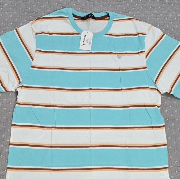 NWT Diamond Supply Co.  T-Shirt - Picture 2 of 9